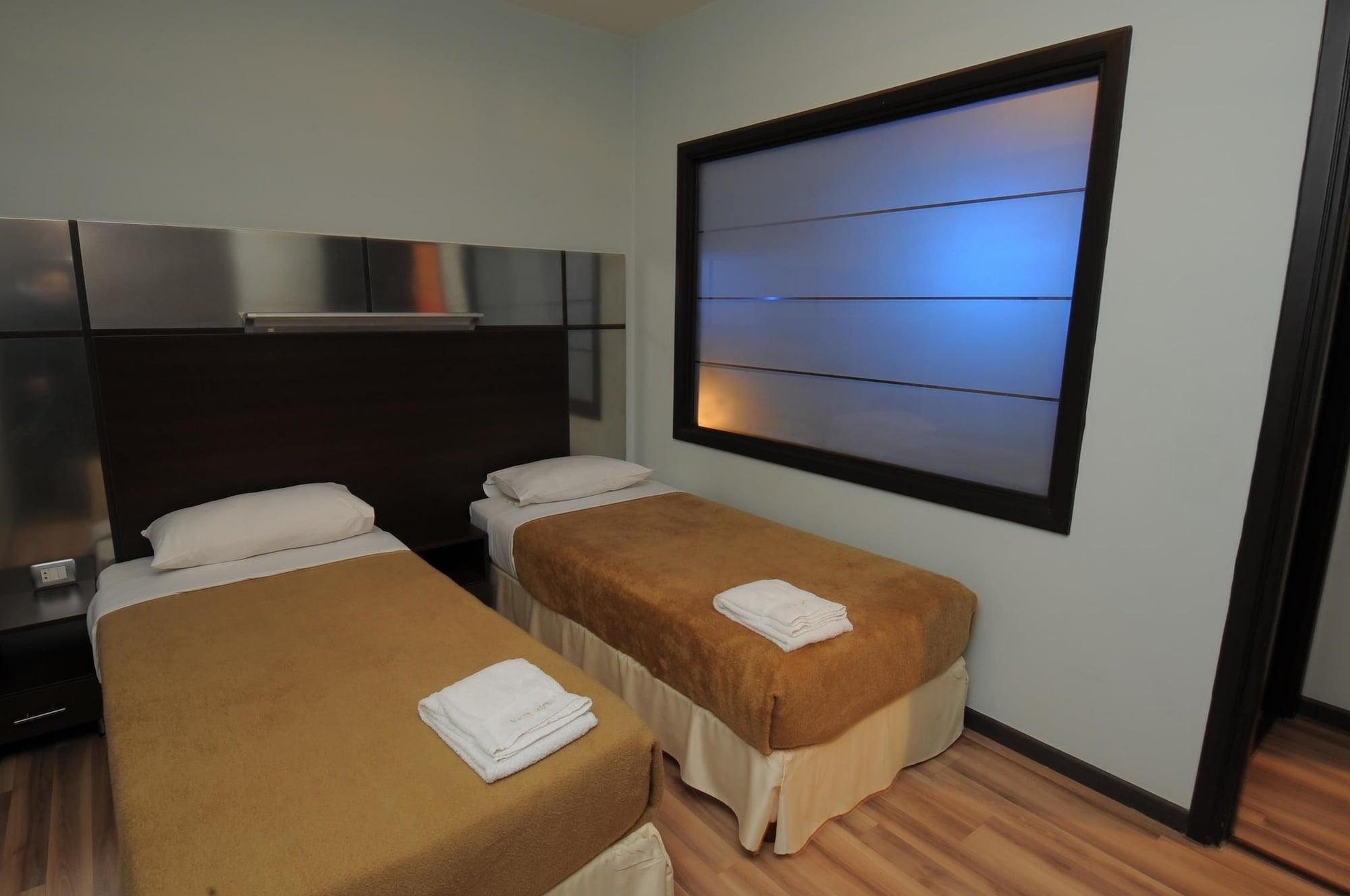 Suite Hotel Chrome - Бейрут Екстер'єр фото