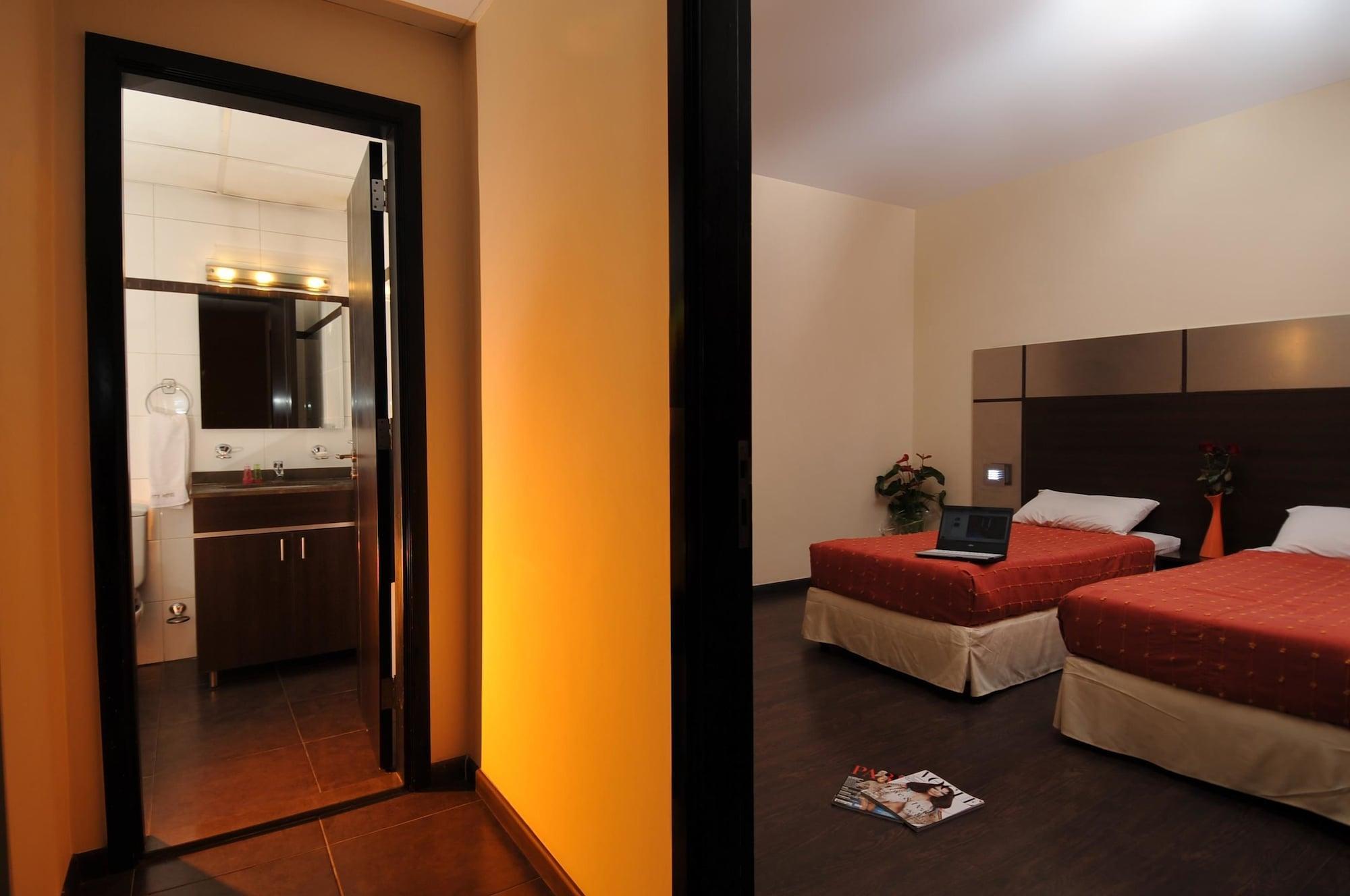 Suite Hotel Chrome - Бейрут Екстер'єр фото